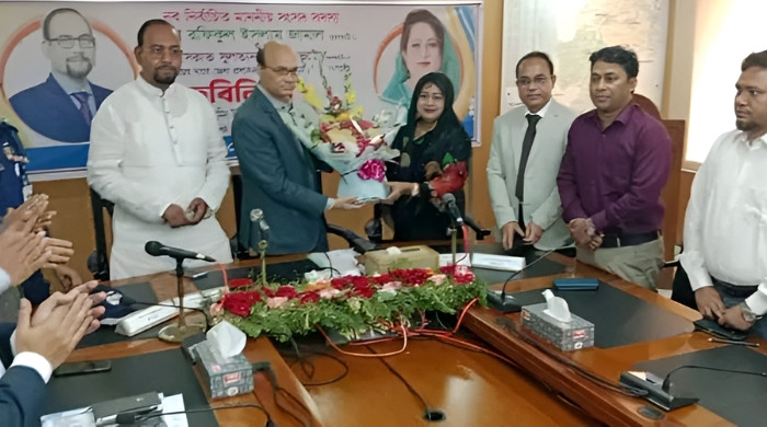 ঝালকাঠির নবনির্বাচিত দুই সংসদ সদস্যদের সাথে জেলা প্রশাসনের মতবিনিময় সভা অনুষ্ঠিত