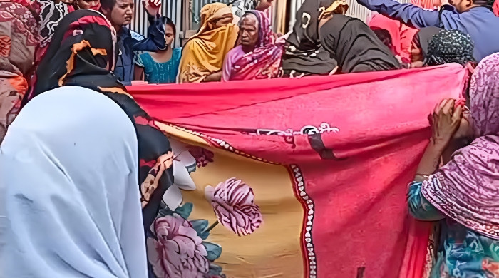 রাজারহাট উপজেলাতে ঝুলন্ত গৃহবধূর মরদেহ উদ্ধার