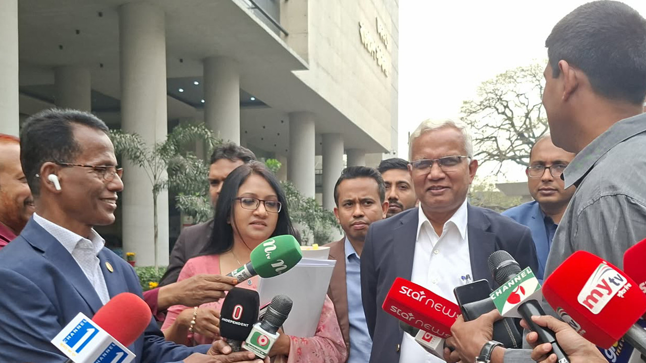 ফ্যামিলি কার্ড বিতরণ শুরু হচ্ছে ১০ মার্চ