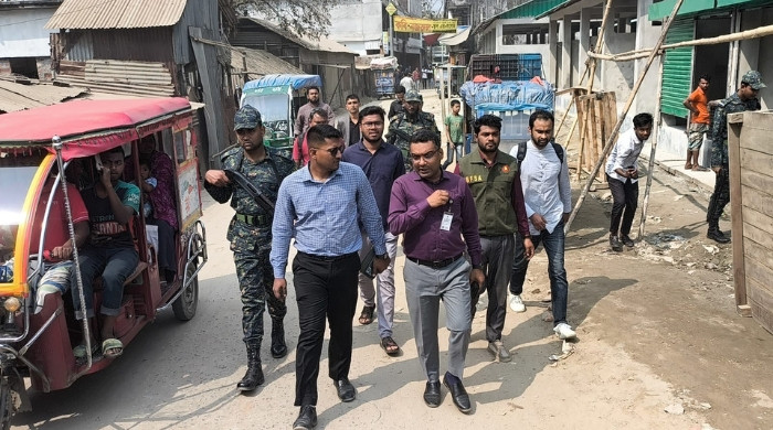 জামালপুরে ভোক্তা অধিদপ্তরের অভিযানে ৫ প্রতিষ্ঠানকে জরিমানা