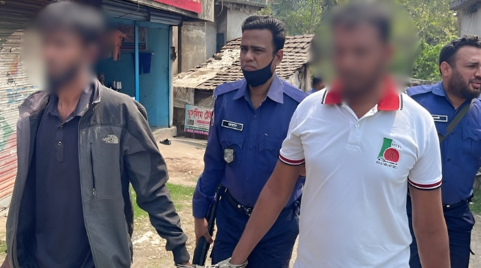 তিনবছর আগে চুরি হওয়া মোটরসাইকেল যশোরে উদ্ধার, আটক ২