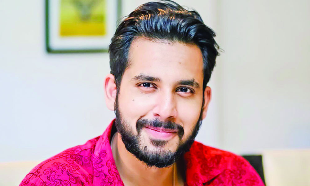 দেশে ফেরার খবরে জল্পনা, খোঁজ নেই আলভীর