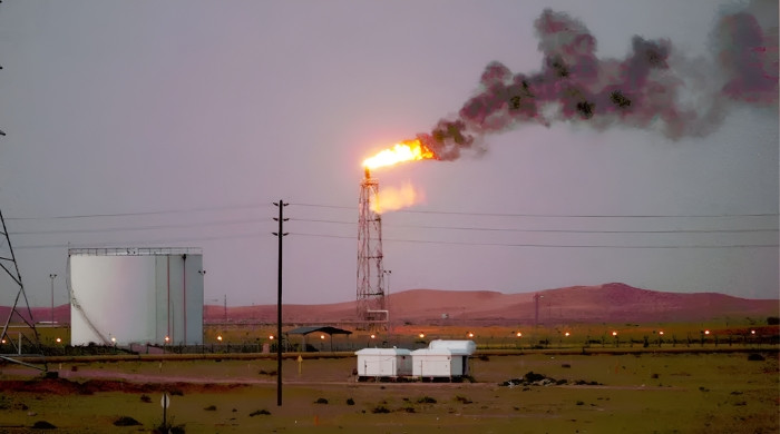সৌদির তেলের খনি লক্ষ্য করে  ড্রোন হা’মলা করলো ইরান